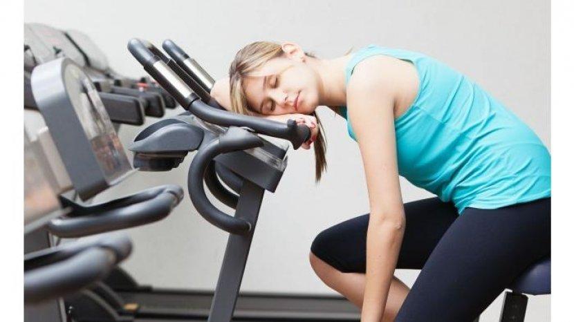 Ingin Langsing Tapi Hobi Makan dan Malas Olahraga? Coba Lakukan Tips Diet Ini