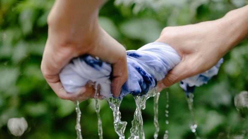 5 Rekomendasi Detergen Cair Tidak Panas di Tangan dan Cocok untuk Pemilik Kulit Sensitif