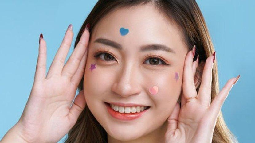 7 Rekomendasi Acne Patch Terbaik untuk Hempas Jerawat, Ada yang Transparan hingga Bentuk Emoji