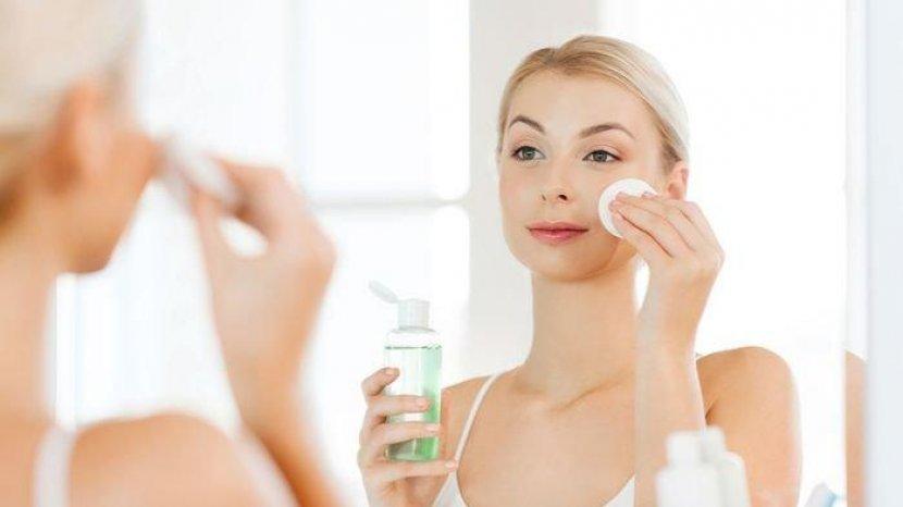 Rekomendasi 2 Produk Micellar Water Pixy yang Tersedia di Sociolla