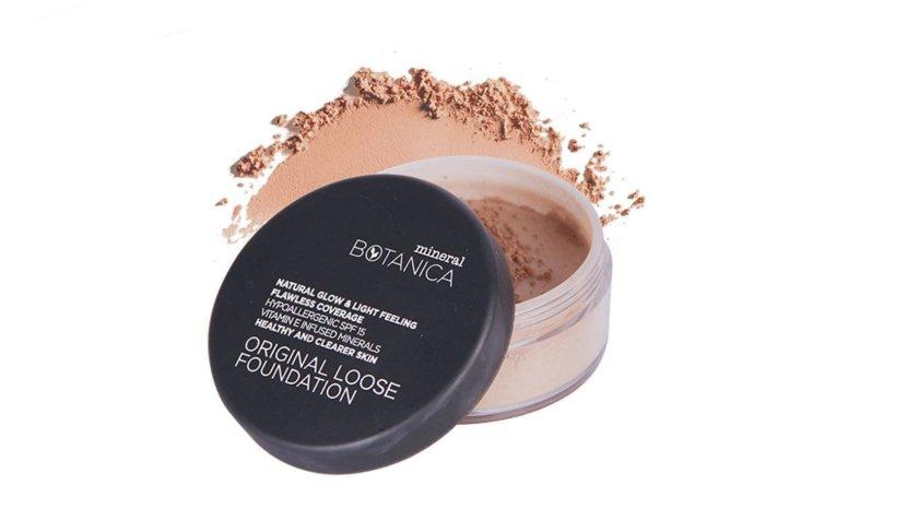 5 Pilihan Bedak Tabur Terbaik untuk Kulit Kering