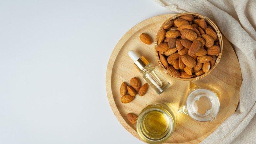 minyak-almond-bermanfaat-untuk-kecantikan4.jpg