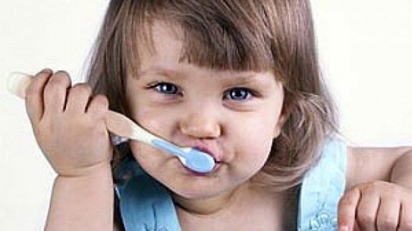 Ajarkan Si Kecil untuk Rajin Menggosok Gigi dengan 5  Rekomendasi Pasta Gigi Khusus Anak Ini