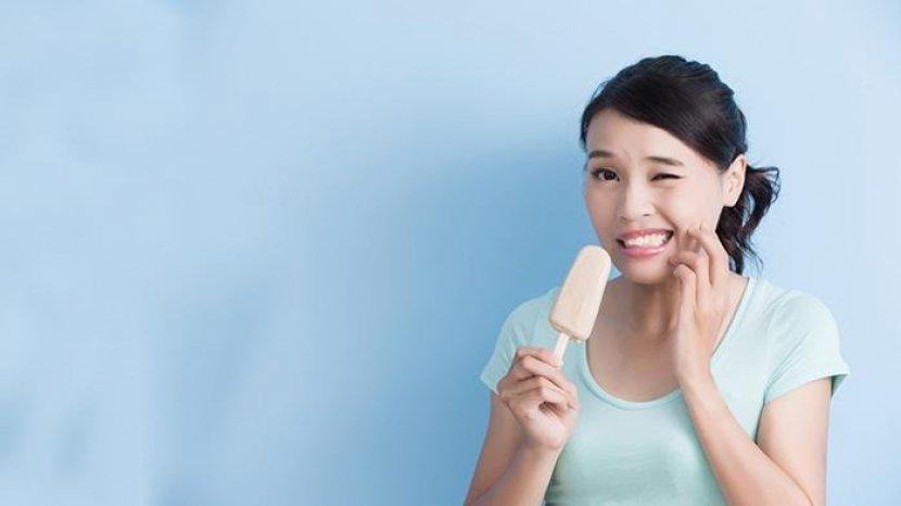 Gigi Sensitif? Coba Pakai Pasta Gigi ini untuk Mengatasinya