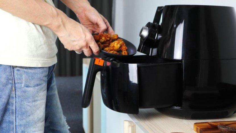 Review RAVELLE Digital Air Fryer 3.5L Dibekali Teknologi Uap Panas yang Berputar