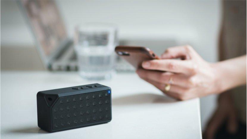 penggunaan-speaker-bluetooth.jpg