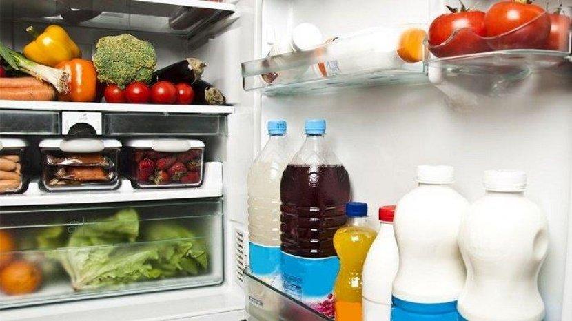 Tips Ampuh Singkirkan Bau Tak Sedap di Kulkas dengan 6 Bahan Alami Ini