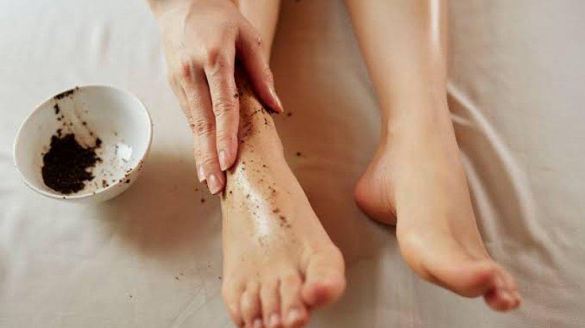 8 Bahan Alami Hempas Kulit Kaki Burik, Tak Lagi Langsung Bersisik saat Digaruk