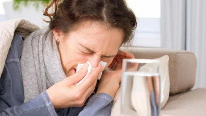 Jangan Langsung Konsumsi Obat, Ini 6 Cara Alami Meredakan Pilek