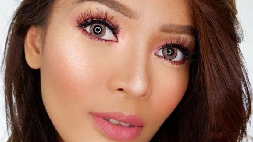 3 Tips Memilih Lipstik Berdasarkan Hasil Akhir yang Cocok untuk Bibirmu