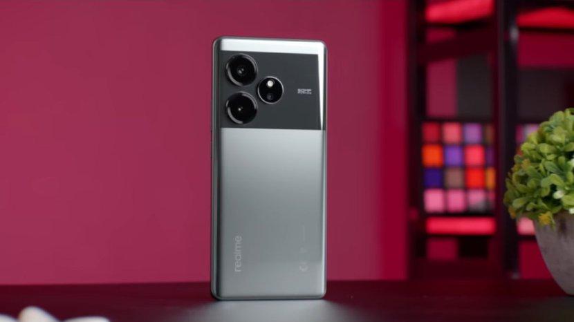 realme-GT-6-Master-4.jpg