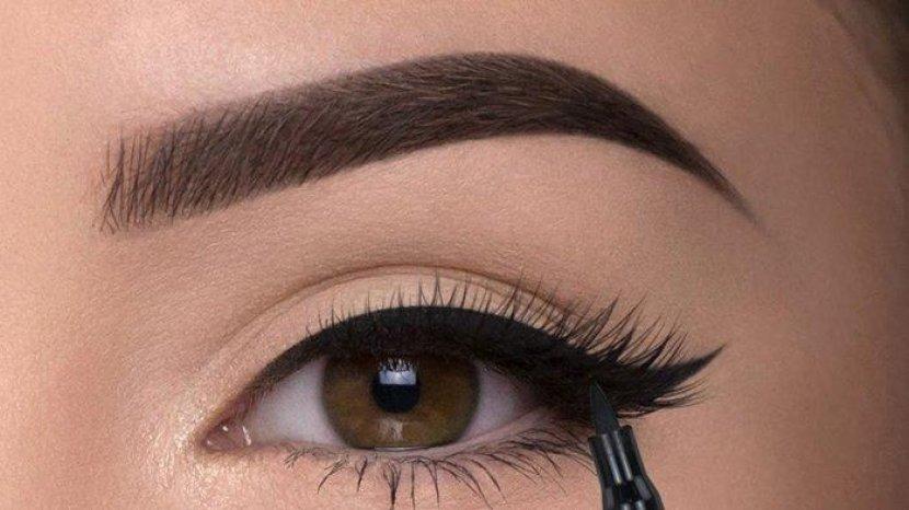 5 Pilihan Produk Eyeliner Terbaik Ini Telah Tersedia di Sociolla