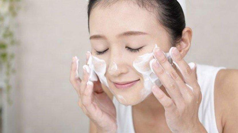 Rekomendasi 3 Facial Wash di Bawah 20 Ribu di Sociolla