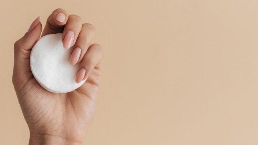 5 Rekomendasi Kapas Wajah Terbuat dari Bahan Organik yang Aman Digunakan Membersihkan Make Up
