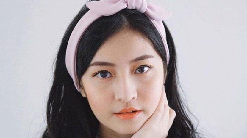 Tips Tampil Cantik Natural saat Natal dengan Make Up Remaja dari emina Cosmetics