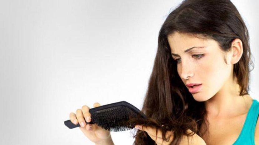 Rambut Kepala Alami Kerontok? Gunain NATUR Shampoo Extract Gingseng