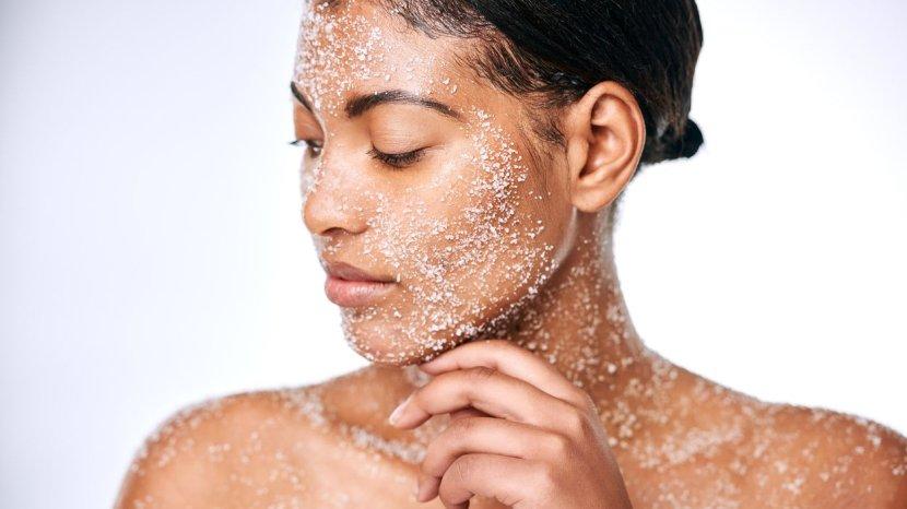Ternyata Ini 7 Manfaat Rutin Eksfoliasi Kulit, Salah Satunya Bisa Bikin Awet Muda