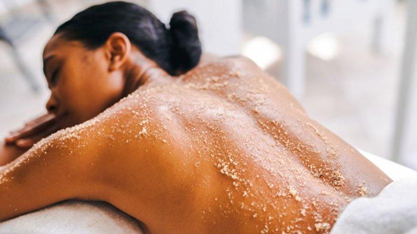 Review Good Virtues Co Skin Lightening Body Salt Scrub