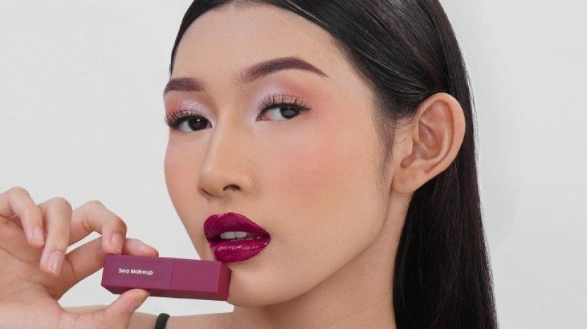5 Rekomendasi Lip Ink Terbaik untuk Make Up yang Lebih Bold dan Mempesona