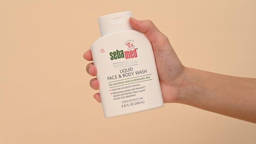 sebamed-liquid-face-body-wash-4.jpg