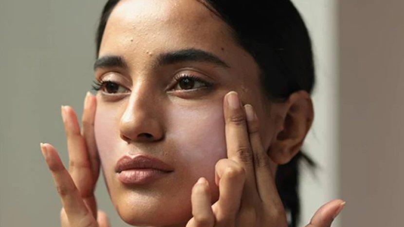 Ketahui Penyebab White Cast Pada Sunscreen dan 4 Langkah Tepat untuk Memakainya