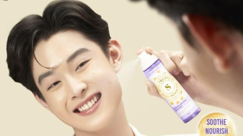 Review SOMETHINC Vita Propolis Hydra Power Mist Solusi Jitu untuk Kulit Kering yang Butuh Kelembapan