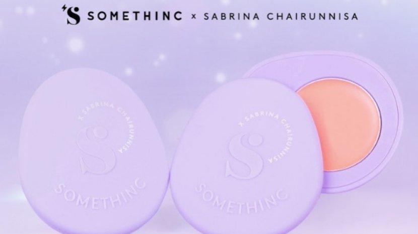 Review SOMETHINC x SABRINA Tamago Airy Blush, Punya Formula Waterproof dan Sweatproof
