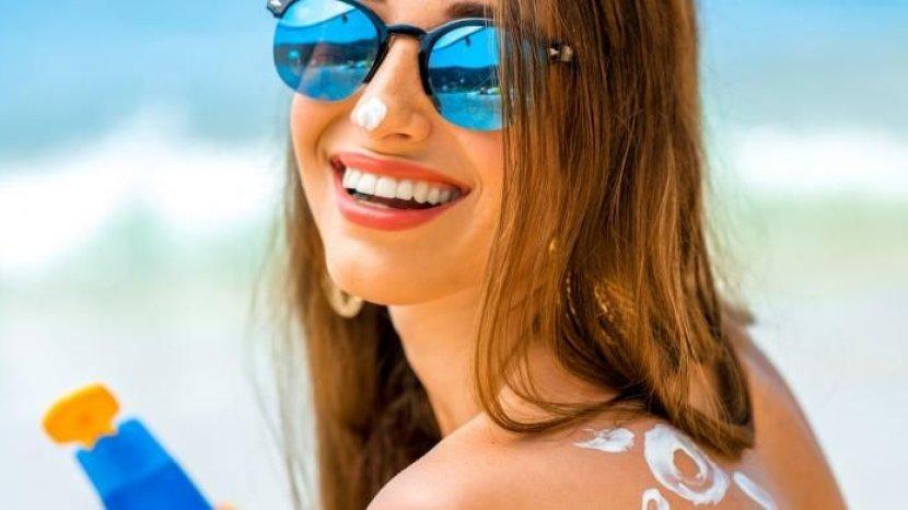 Vaseline sunblock spf 30 PA++, Anti Lengket dan Waterproof di Kulit Tubuh