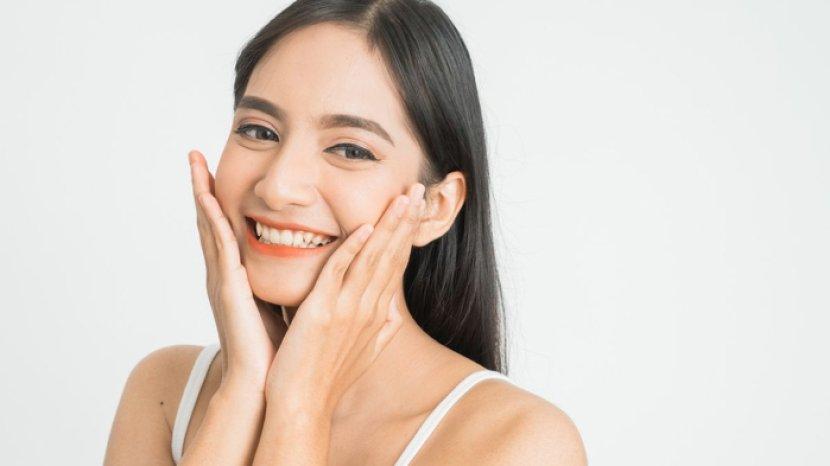Sunscreen atau Moisturizer Dulu? Ini Lho 10 Urutan Saat Memakai Skincare yang Benar