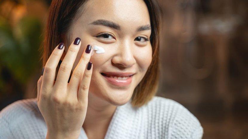 Review Citra Pearly White UV Tone Up Cream, Solusi Wajah Bebas Kusam