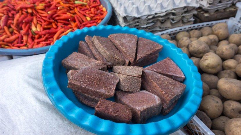 3 Cara Ampuh Menghilangkan Bau Terasi yang Menempel di Tangan