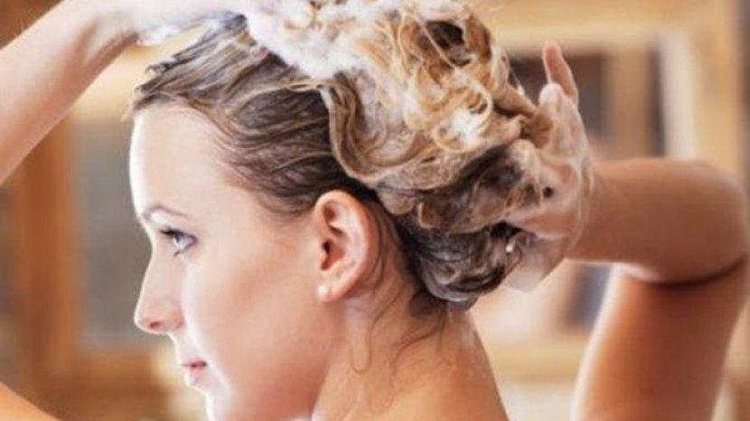 Perhatikan, Inilah 8 Efek yang Ditimbulkan dari Keseringan Keramas