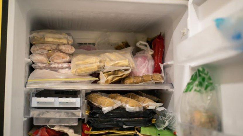 tidak-semua-bahan-makanan-cocok-disimpan-di-dalam-freezer.jpg