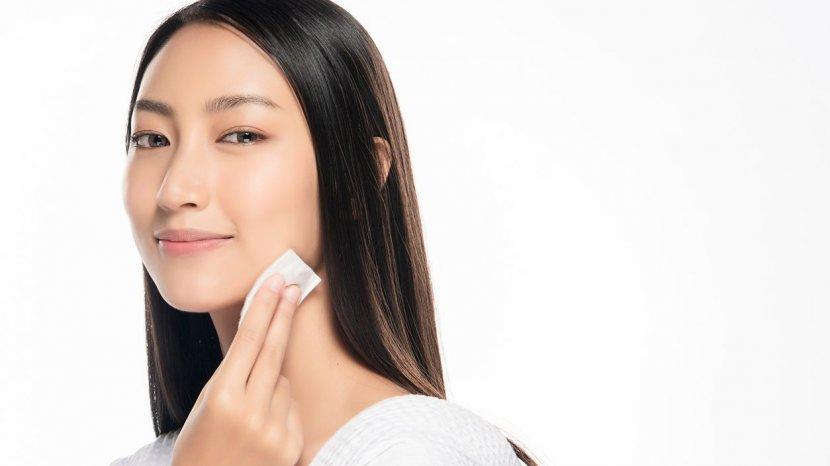 Mengenal 5 Manfaat Retinol pada Produk Skincare
