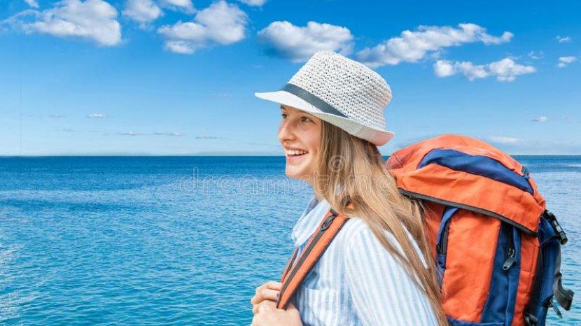 6 Aksesoris Hp Ini Permudah Buat Konten saat Travelling