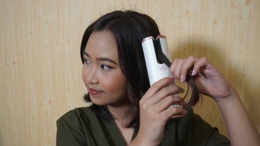 Rambut Curly Sempurna dengan Vidal Sassoon Wireless Rechargeable Auto Hair Curler