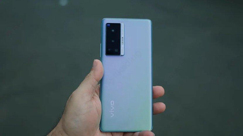 vivo X70 Pro, Jagonya Smartphone Ringan dan Tipis