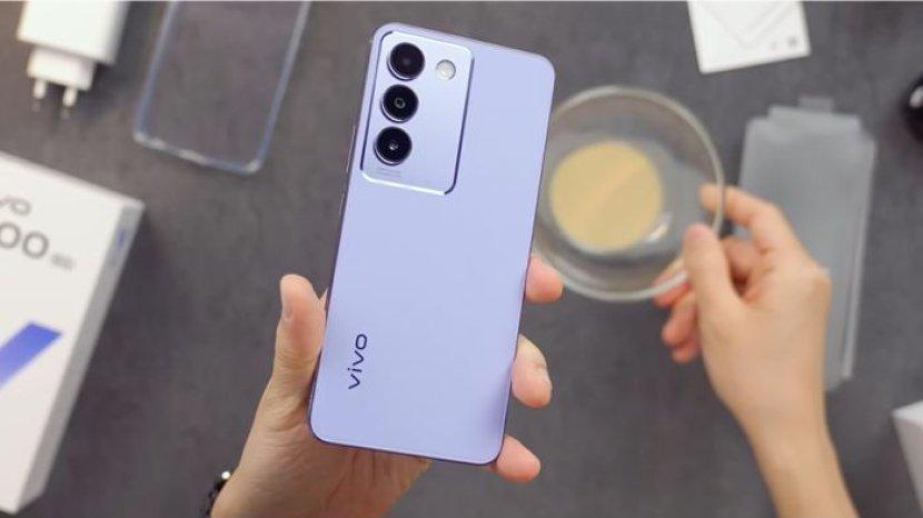 vivo-y100-5g-master.jpg