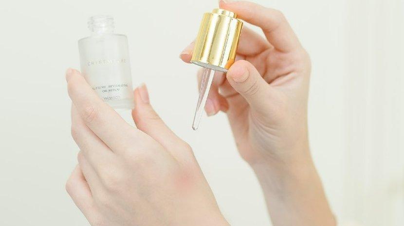 7 Rekomendasi Serum Terbaik dengan Kandungan Peptide untuk Cegah Keriput Kulit Wajah