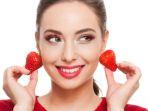 10 Manfaat Buah Strawberry untuk Kecantikan Jika Dikonsumsi Secara Rutin