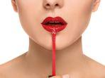16 Daftar Lip Glaze yang Bikin Bibir Lembap dan Shiny Lengkap dengan Harga