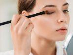 20 Daftar Eyeshadow Ukuran Kecil yang Cocok Buat Travelling