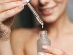 7 Keuntungan Rutin Pakai Skincare Mengandung Panthenol, Melembapkan hingga Membuat Kulitmu Glowing