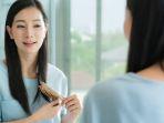 3 Tips Perawatan Rambut di Rumah ala Perempuan Jepang, Bikin Tekstur Lembut Berkilau