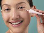 30 Daftar Eye Cream di Bawah Rp 100 Ribu untuk Menghilangkan Mata Gelap