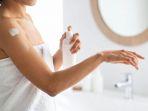 5 Efek Samping pada Kulit Jika Terlalu Sering Pakai Tone Up Lotion
