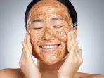 5 Manfaat Rajin Face Peeling pada Wajah, Hilangkan Tekstur Kasar, Kulit Lebih Halus