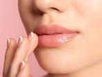 4 Rekomendasi Lip Serum yang Nyaman Dipakai Saat Puasa