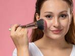 5 Rekomendasi Liquid Blush yang Bikin Pipi Merona Natural dan Tahan Lama