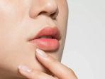 5 Tips dan Trik Merawat Bibir Agar Tetap Sehat dan Plumpy, Bikin Penampilanmu Percaya Diri